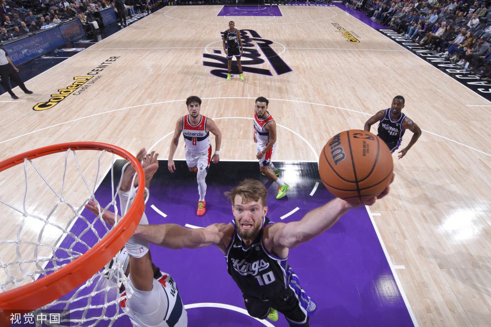 年龄结构的 年龄结构的