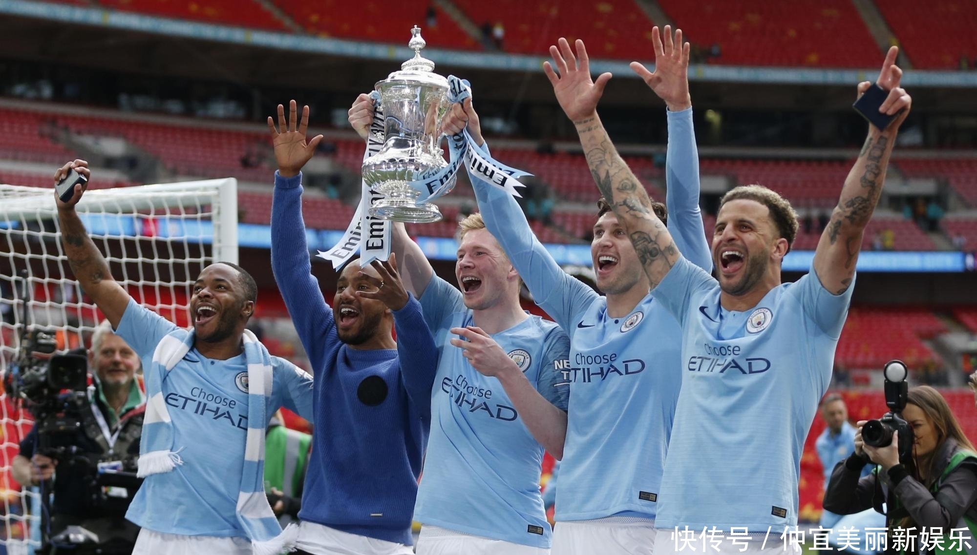 的中场组织 的中场组织